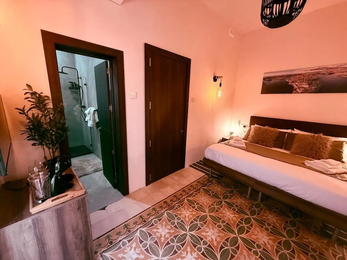 Birgu Square House By Holi Villa